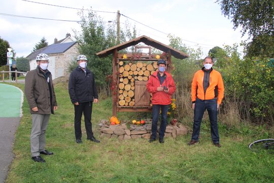 Dorfbegehung Montingen (Bild: Andreas Lejeune/BRF)