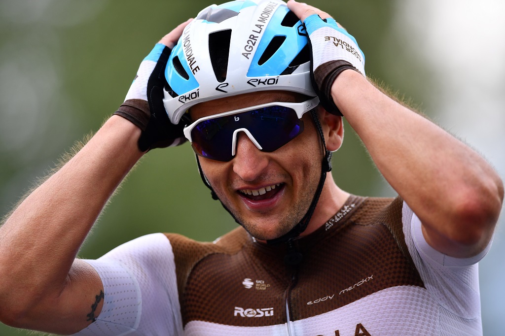 Stage winner Team AG2R La Mondiale rider France's Nans Peters celebrates as he crosses the finish line at the end of the 8th stage of the 107th edition of the Tour de France cycling race, 140 km between Cazeres-sur-Garonne and Loudenvielle, on September 5, 2020. (Photo by Stuart Franklin / POOL / AFP)