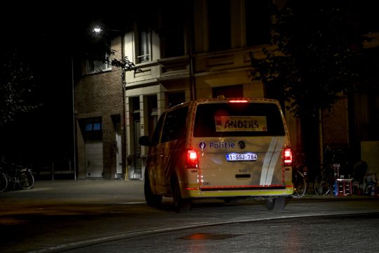 Polizeifahrzeug in Antwerpen (Bild: Dirk Waem/Belga)