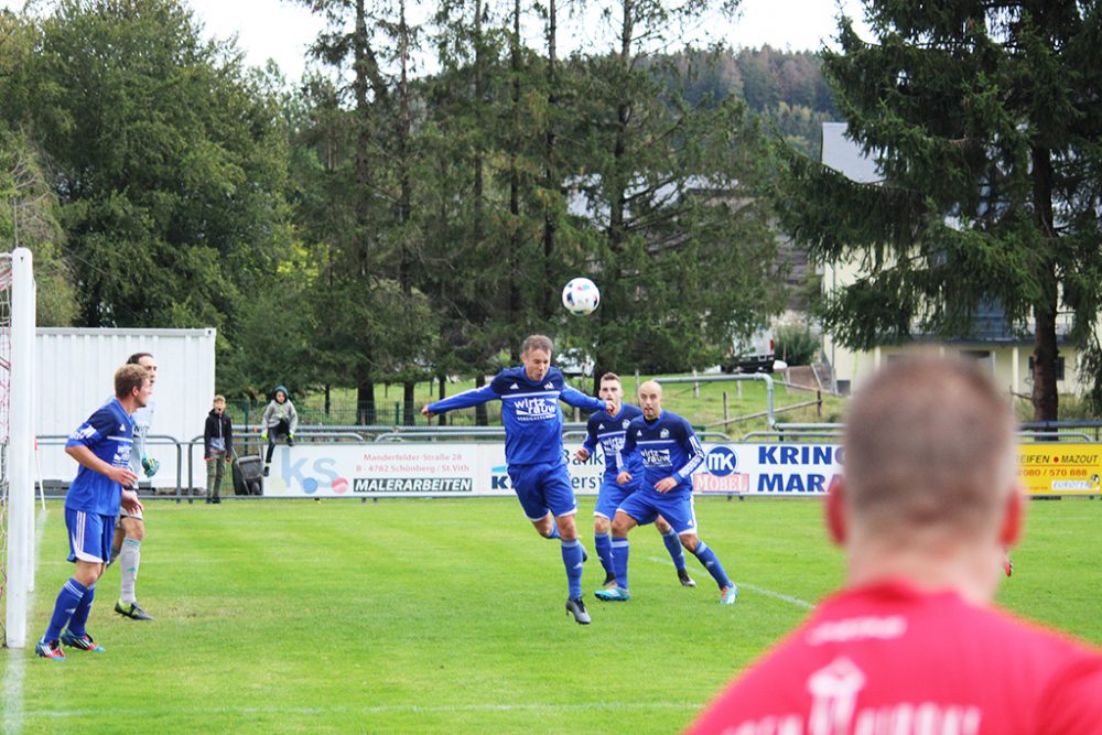 Honsfeld gewinnt das Derby in Recht mit 3:2 (Bild: Christoph Heeren/BRF)