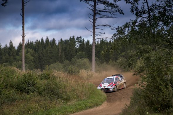 Youngster Kalle Rovanperä übernimmt die Führung der Rallye Estland (Bild: Toyota Gazoo Racing)