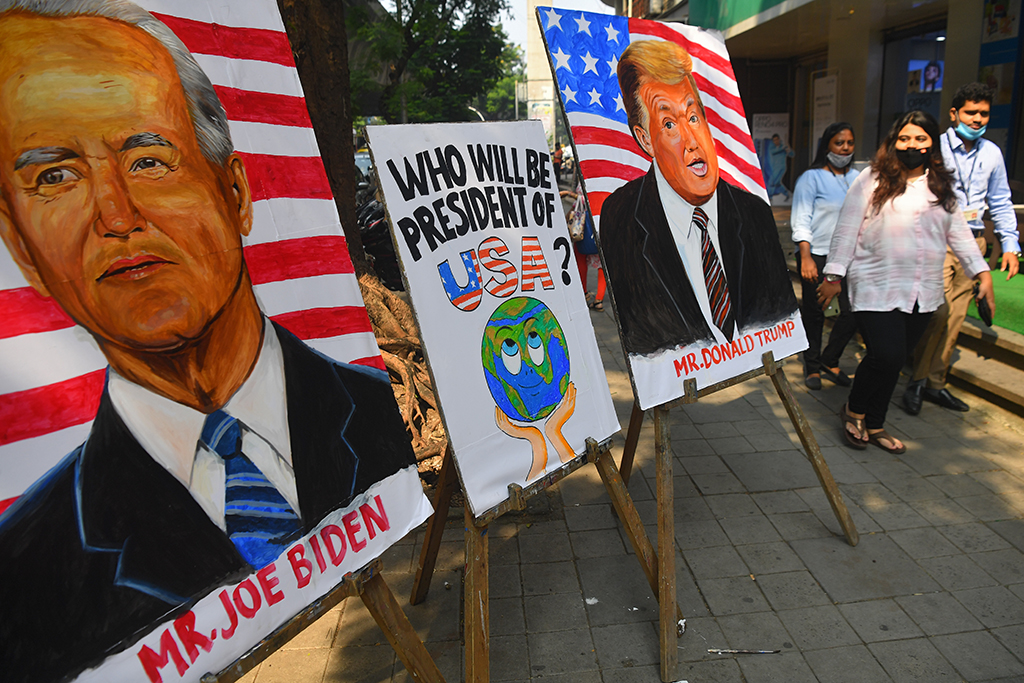 Wer wird Präsident der USA: Joe Biden oder Donald Trump? (Bild: Indranil Mukherjee/AFP)