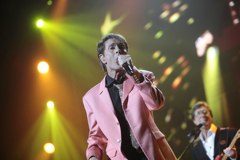 Cliff Richard bei einem Konzert in Oslo im November 2009 (Archivbild: Stian Lysberg/Solum Norway Out/EPA)