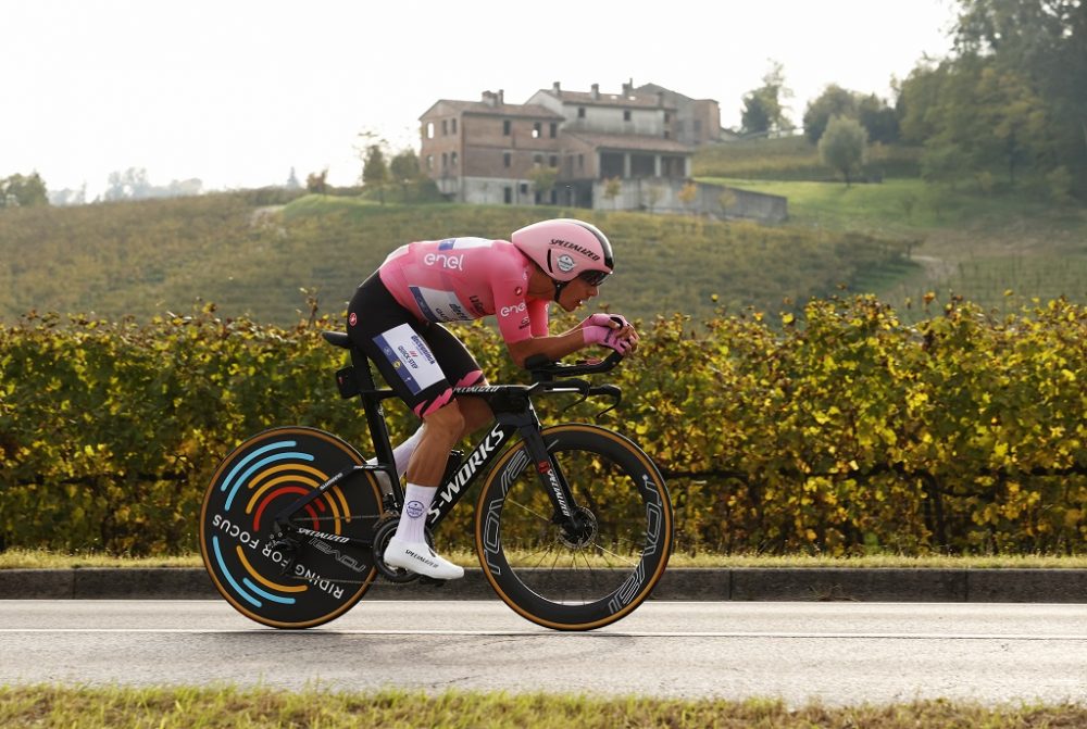 Joao Almeida baute seine Führung im Gesamtklassement aus (Bild: Luca Bettini/AFP)