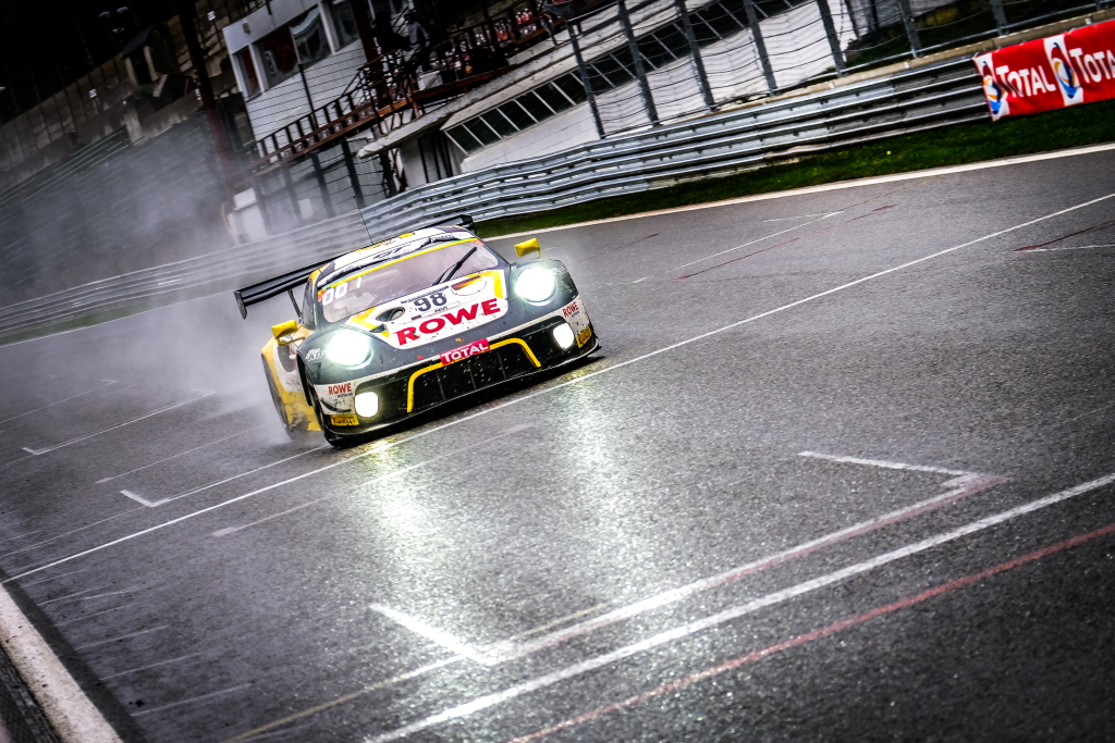 Porsche gewinnt die 24 Stunden von Spa (Bild: SRO / Dirk Bogaerts Photography)