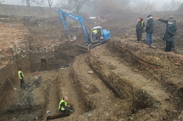 Archäologische Ausgrabungen "Zur Burg" in St. Vith (Bild: Raffaela Schaus/BRF)
