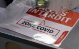 Covid-Zone: Hinweisschild im Krankenhaus von Seraing (Bild: Eric Lalmand/Belga)