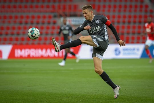 AS-Spieler Nils Schouterden beim Spiel in Lüttich am vergangenen Wochenende (Bild: Virginie Lefour/Belga)