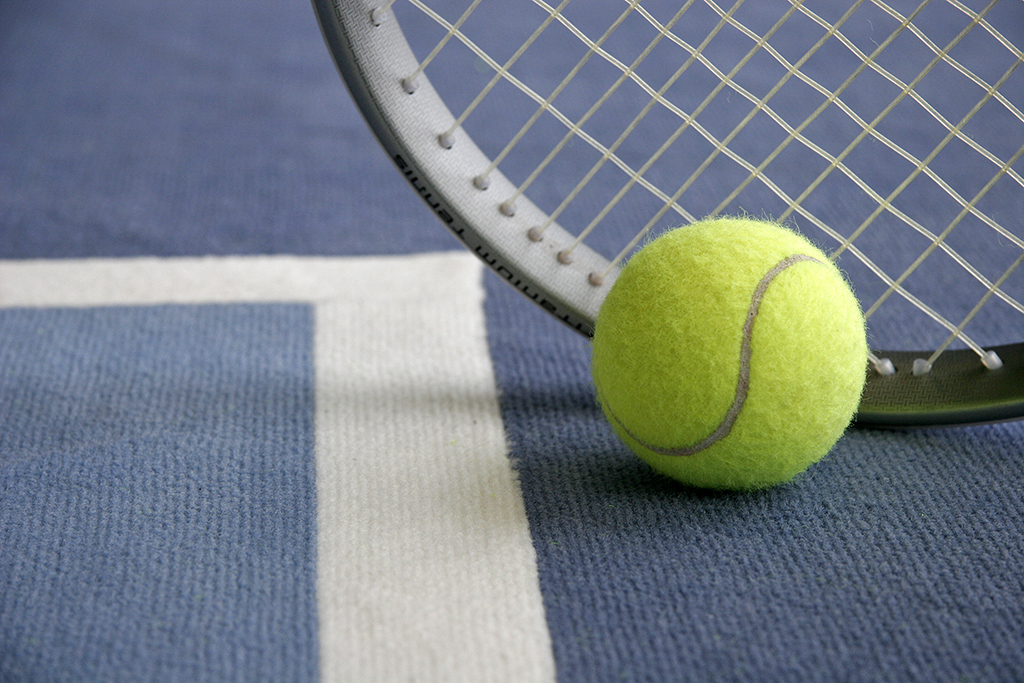 Tennis (Illustrationsbild: © Bildagentur PantherMedia / Daniel Hohlfeld)