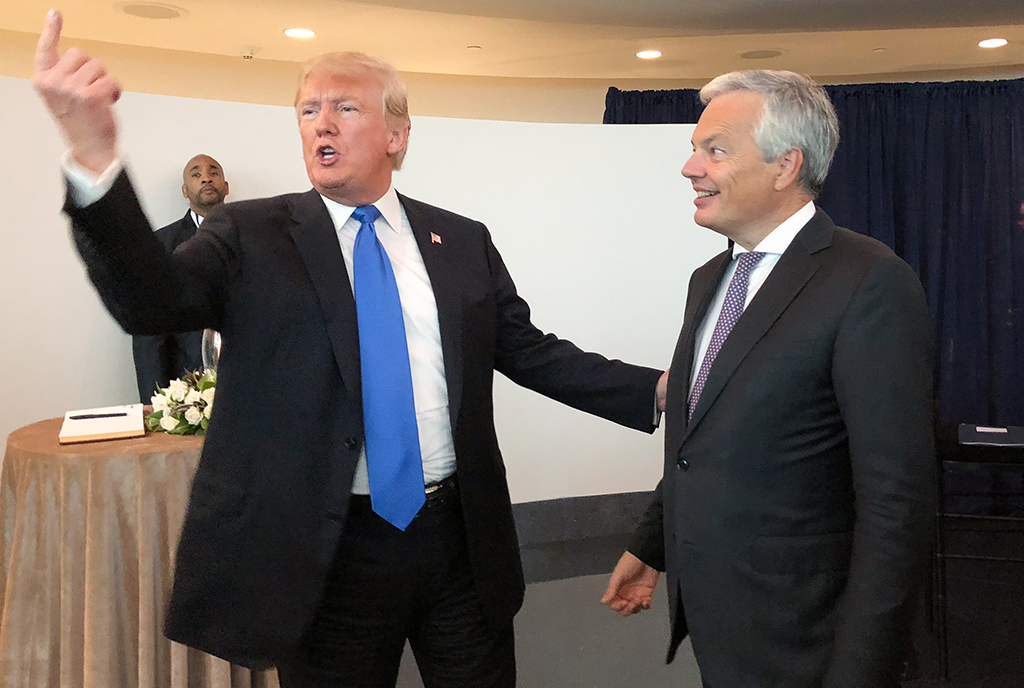 US-Präsident Trump mit dem damaligen Außenminister Reynders bei der Generalversammlung der Vereinten Nationen im September 2018 in New York (Bild: Marc Pecsteen/Benoit Doppagne/Belga)