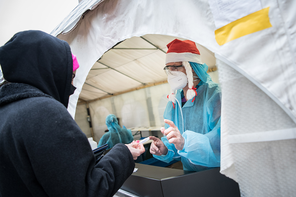 Coronavirus-Testzentrum in Berlin (Bild: Stefanie Loos/AFP)