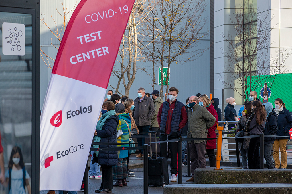 Corona-Testzentrum am Flughafen Brüssel (Bild: Nicolas Maeterlinck/Belga)