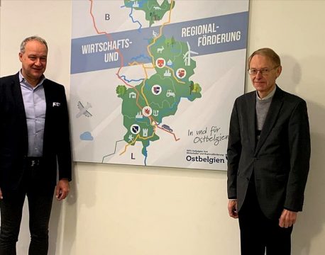 Der neue WFG-Präsident Philippe Felten mit seinem Vorgänger Prof. Franz Palm (Bild: WFG Ostbelgien)