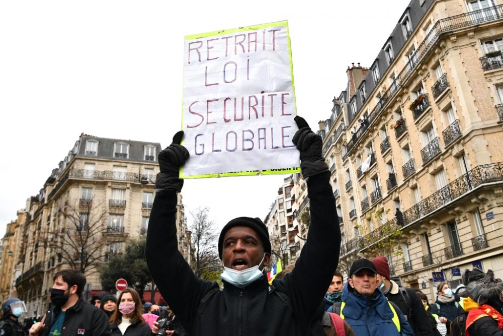 Demo gegen das geplante Sicherheitsgesetz in Paris