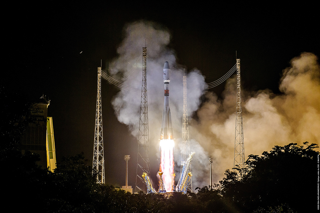 Start einer Sojus-Rakete auf dem Weltraumbahnhof Kourou (Archivbild: S. Martin/Arianespace/AFP)