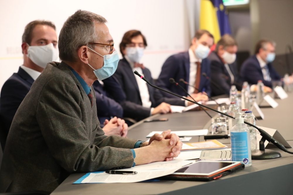 Gesundheitsminister Vandenbroucke bei der Pressekonferenz nach dem Konzertierungsausschuss (Bild: Benoît Doppagne/Belga)