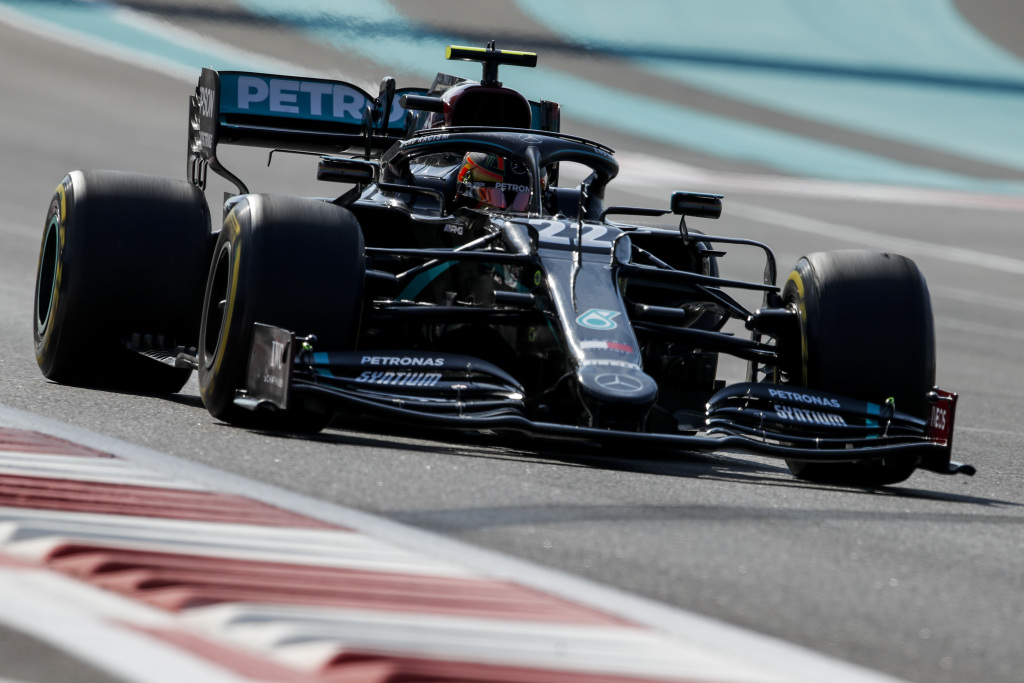 Stoffel Vandoorne beim Testtag in Abu Dhabi (Bild: Mercedes)