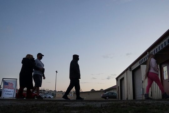 Bürger in Georgia erneut an die Wahlurnen gerufen (Bild: Sandy Hoffaker/AFP)