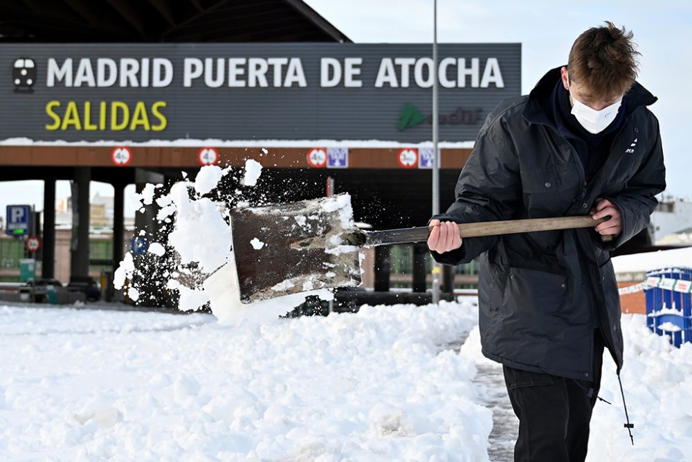 Schneeschippen in Madrid