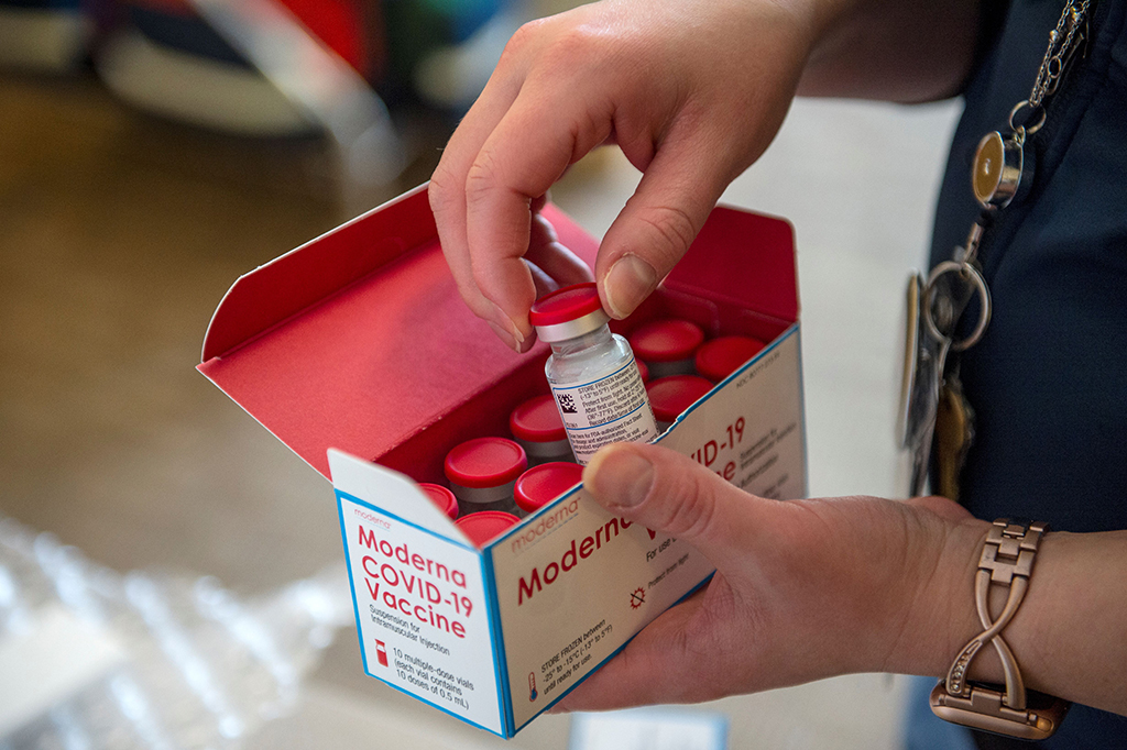 Der Moderna-Impfstoff erhält auch von der EMA grünes Licht (Archivbild: Joseph Prezioso/AFP)