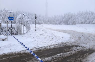 Der Parkplatz auf Botrange war ebenfalls leer (Bild: Manuel Zimmermann/BRF)