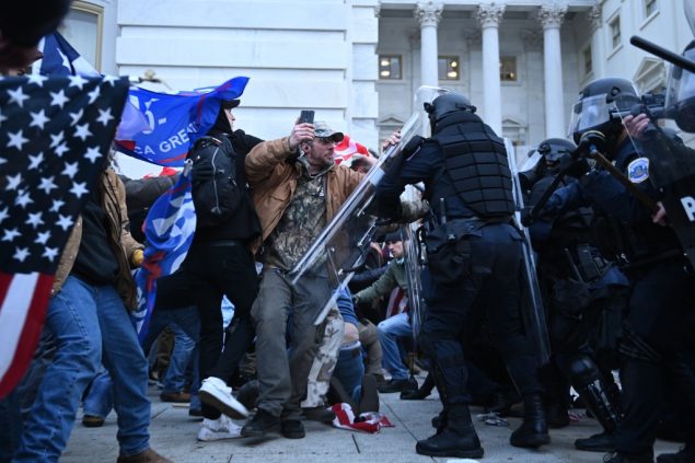 Proteste in Washington arten aus (Bild: Brendan Smialowski/AFP)