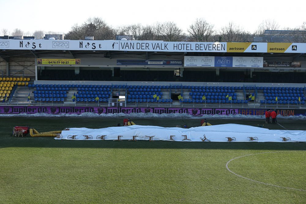 Platz vereist - das Spiel der AS Eupen bei Waasland-Beveren fällt aus