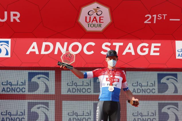 Mathieu van der Poel vom Team Alpecin-Fenix hat die erste Etappe der UAE Tour gewonnen (Bild: Giuseppe Cacace/AFP)