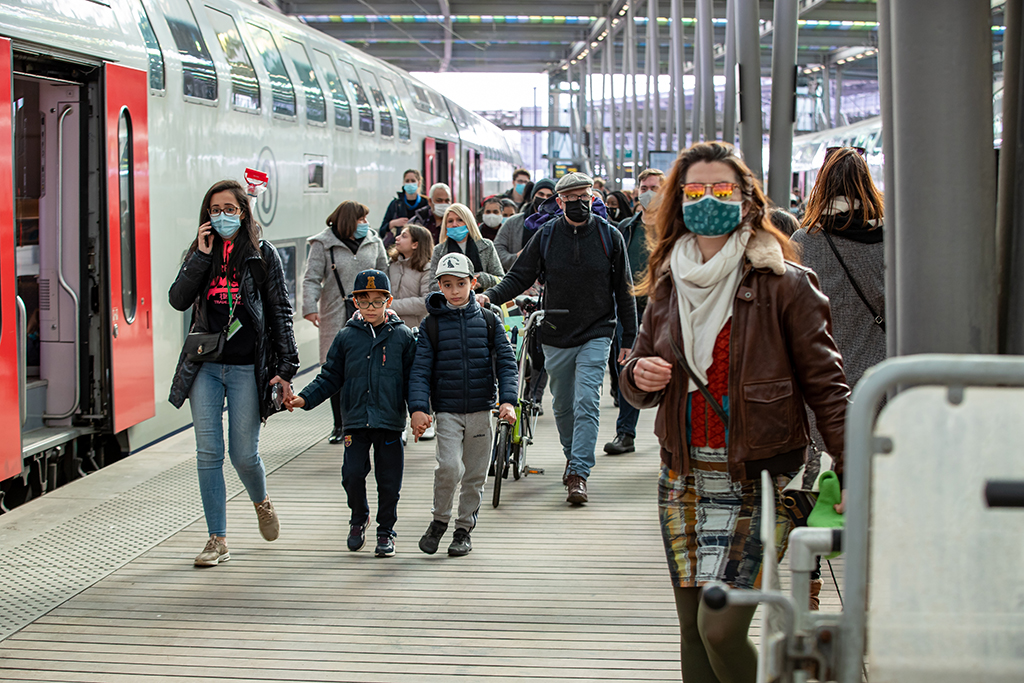 Am Bahnhof von Ostende am vergangenen Samstag (Bild: Kurt Desplenter/Belga)