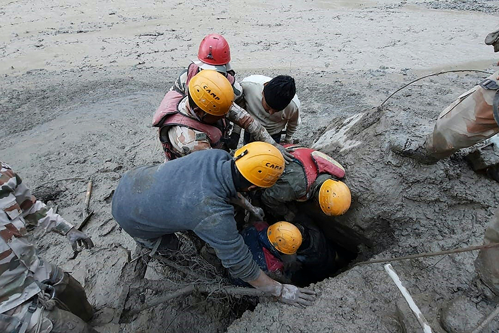 Rettungsaktion nach Gletscherbruch in Nordindien