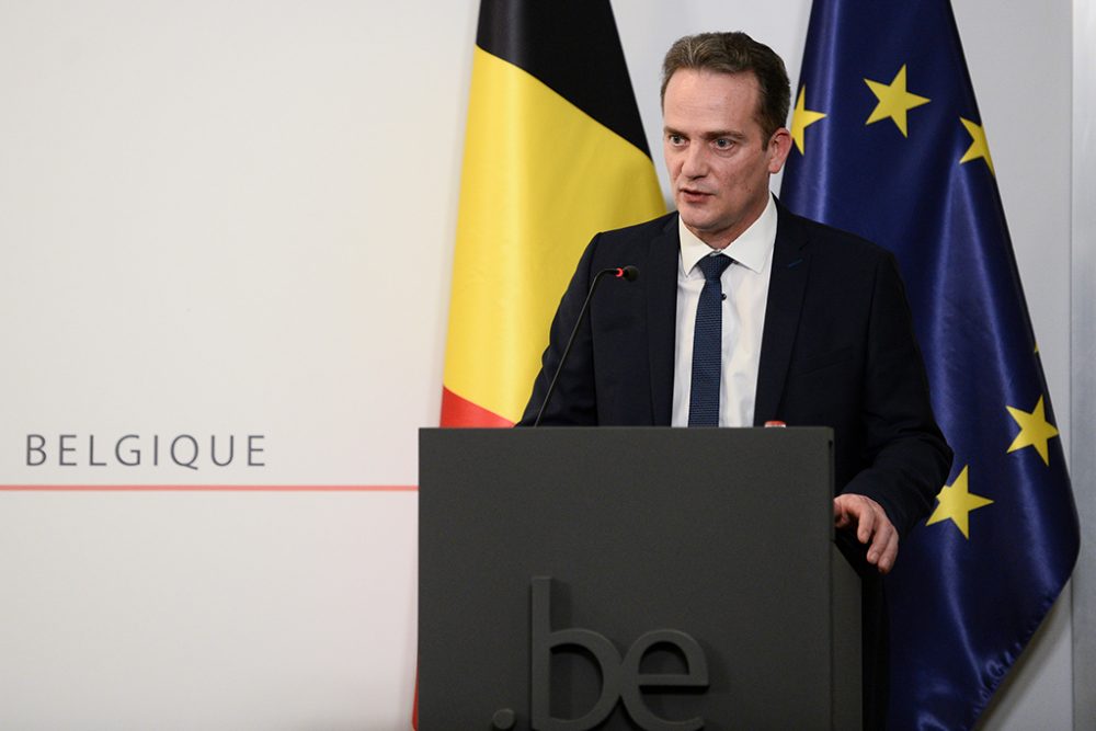 DG-Ministerpräsident Oliver Paasch bei der Pressekonferenz nach dem Konzertierungsausschuss (Bild: Johanna Geron/Belga)