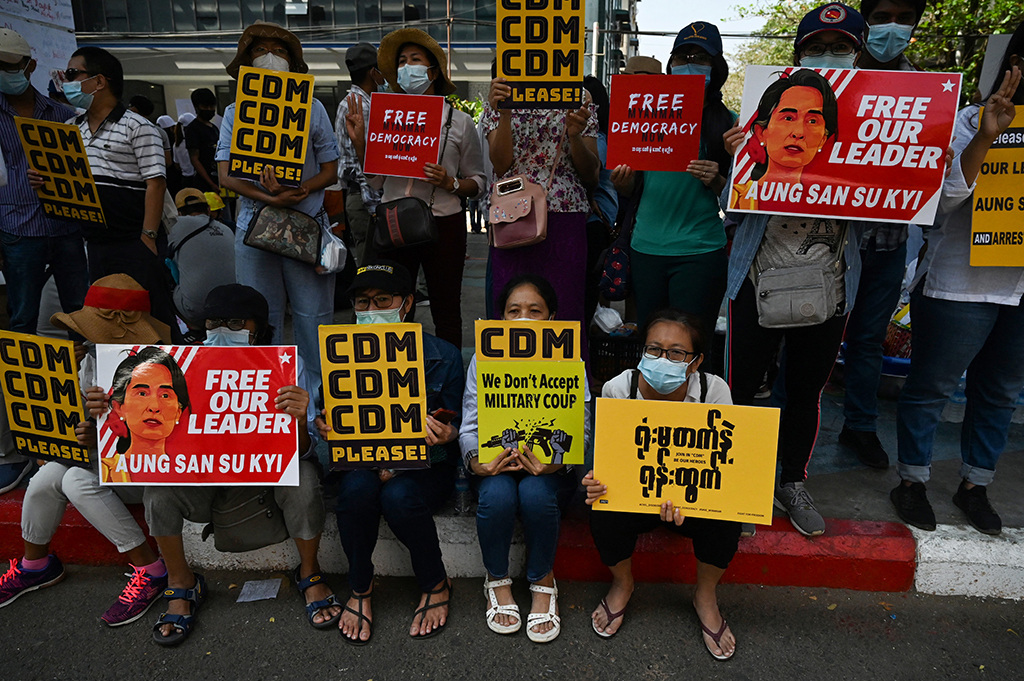 Proteste in Yangon (Bild: Ye Aung Thu/AFP)