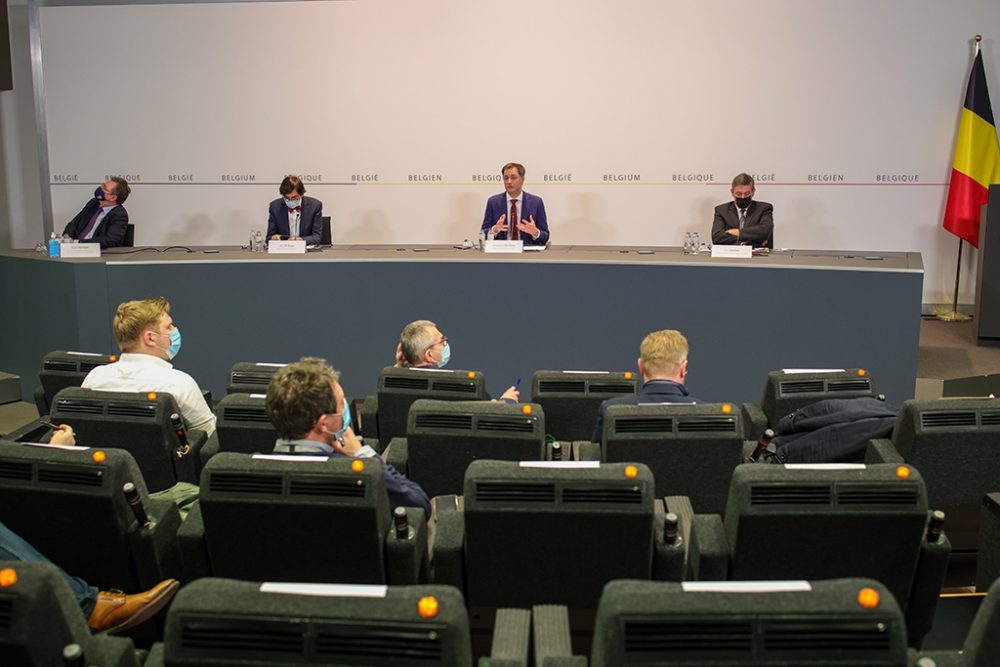 Pressekonferenz nach dem Konzertierungsausschuss vom 5.3. (Archivbild: Olivier Matthys/POOL/Belga)