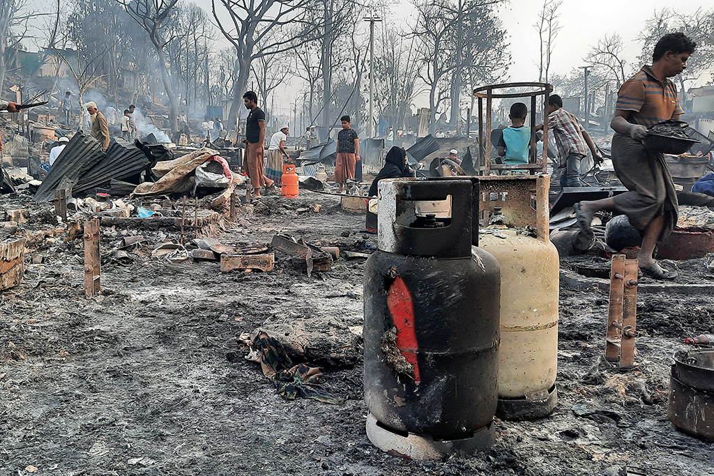 Brand in Flüchtlingslager in Bangladesch (Bild: AFP)
