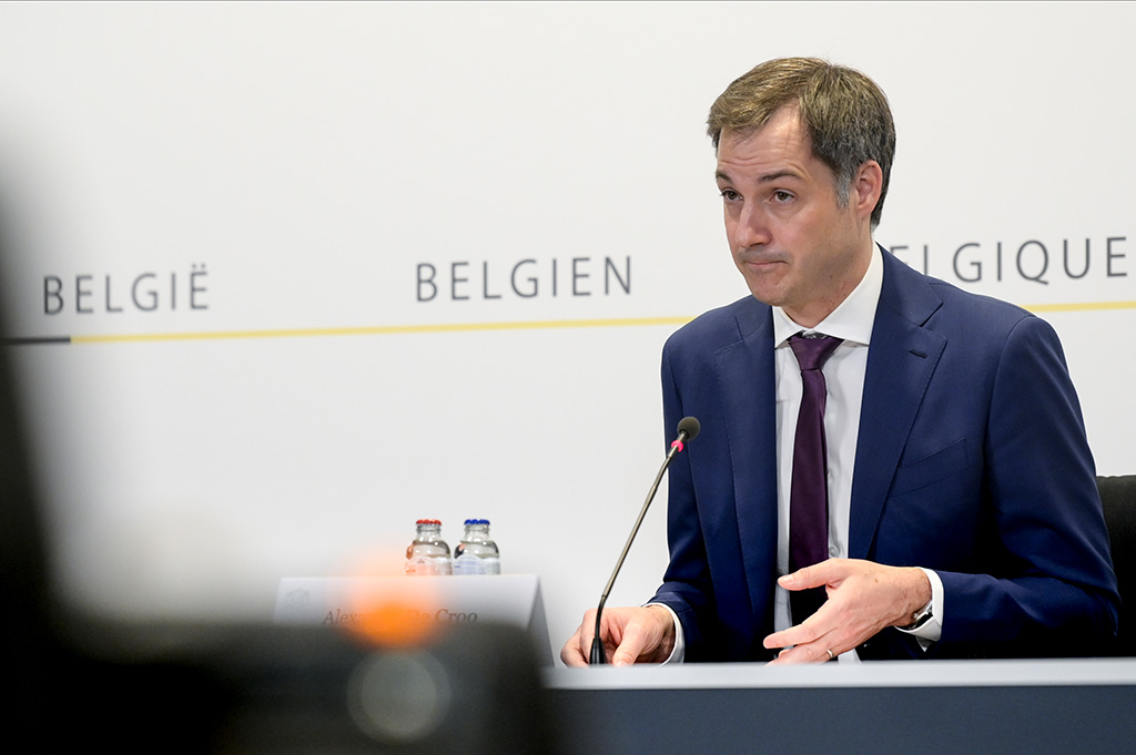 Premier De Croo bei der Pressekonferenz nach dem letzten Konzertierungsausschuss am 19. März (Bild: Philip Reynaers/Pool/Photonews/Belga)