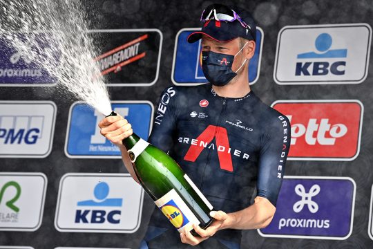 Dylan van Baarle gewinnt "Quer durch Flandern" (Bild: David Stockman/Belga)