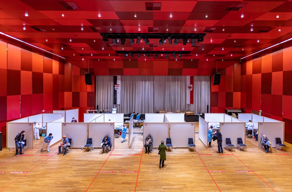 Impfzentrum in Schwaz, Österreich (Bild: Johann Groder/AFP)