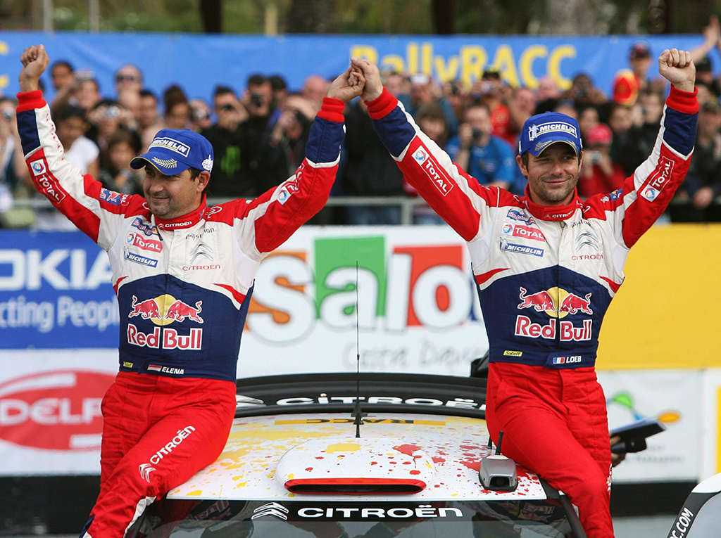 Daniel Elena und Sébastien Loeb, wie man sie kennt: Als Sieger - hier bei der Rallye Spanien 2011 (Bild: Jaume Sellart/EPA)