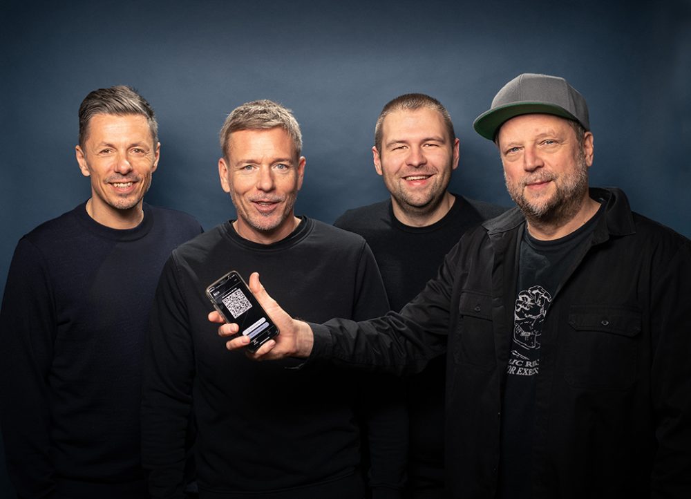 Michi Beck, Marcus Trojan, Patrick Hennig und Smudo stellen die Luca-App vor (Bild: Jens Oellermann)