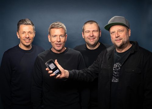 Michi Beck, Marcus Trojan, Patrick Hennig und Smudo stellen die Luca-App vor (Bild: Jens Oellermann)