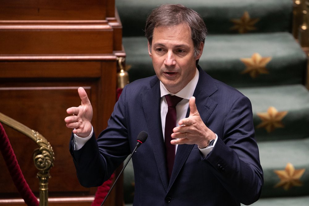 Premierminister Alexander De Croo am Donnerstag in der Kammer (Bild: Benoît Doppagne/Belga)