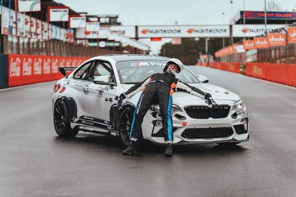 Jeroom mit "seinem" BMW M2 CS Racing (Bild: AikiPhotos)