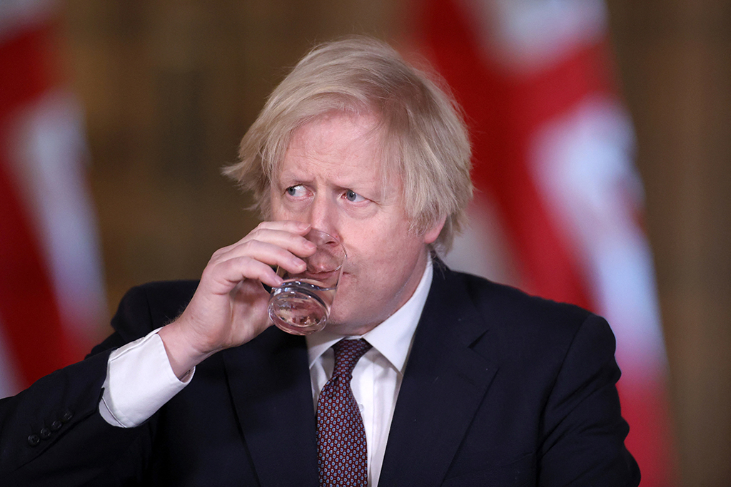 Großbritanniens Premier Boris Johnson (Bild: Hannah Mickay/Pool/AFP)