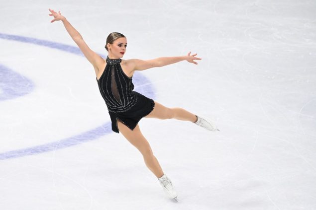 Eiskunstläuferin Loena Hendrickx bei der WM in Stockholm (Bild: Jonathan Nackstrand/AFP)