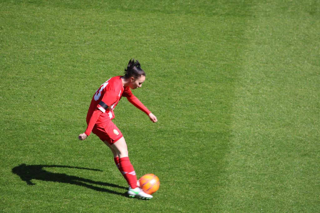 Loredana Humartus (Standard Lüttich) beim Spiel in Anderlecht