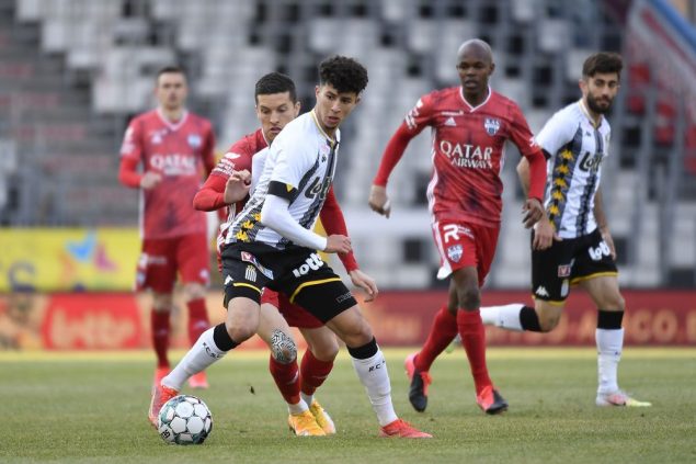 Charleroi's Amine Benchaib and Eupen's Stef Peeters fight for the ball during a soccer match between Sporting Charleroi and KAS Eupen, Saturday 17 April 2021 in Charleroi, on the 34th and last day of the regular season of the 'Jupiler Pro League' first division of the Belgian championship. BELGA PHOTO JOHN THYS