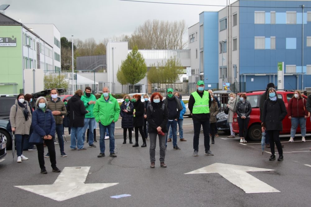 CSC-Kundgebung in Eupen: Impfpriorität für Lehrer gefordert (Bild: Melanie Ganser/BRF)