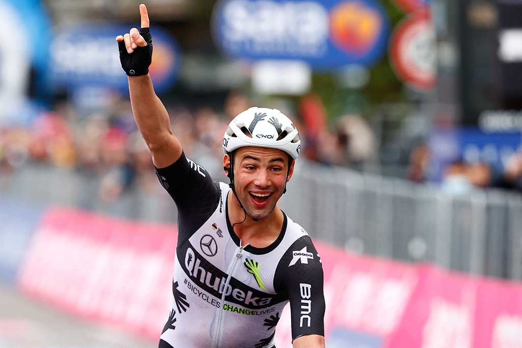 Victor Campenaerts gewinnt die 15. Giro-Etappe (Bild: Luca Bettini/AFP)