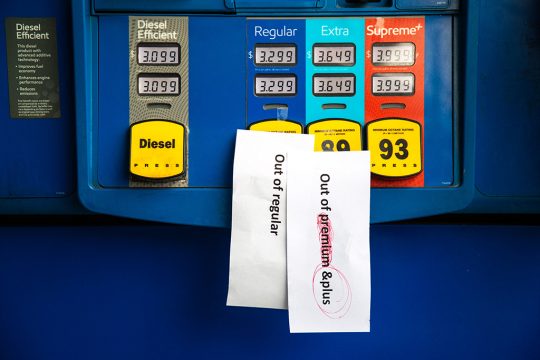 Nach Cyberangriff auf Colonial-Pipeline in den USA: Benzin-Engpass an einer Tankstelle in Charlotte, North Carolina (Bild: Logan Cyrus/AFP)
