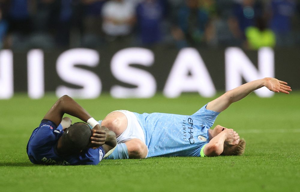 Kevin De Bruyne und Antonio Rüdiger nach ihrem Zusammenstoß beim Finale der Champions League (Bild: Carl Recine/Pool/AFP)